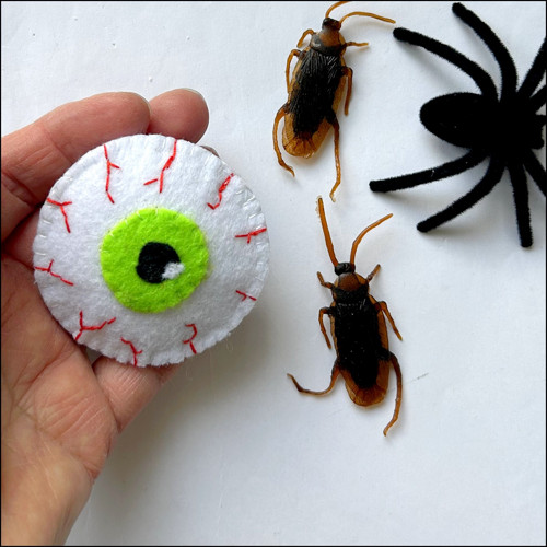 Halloween OKO - brož — foto 2