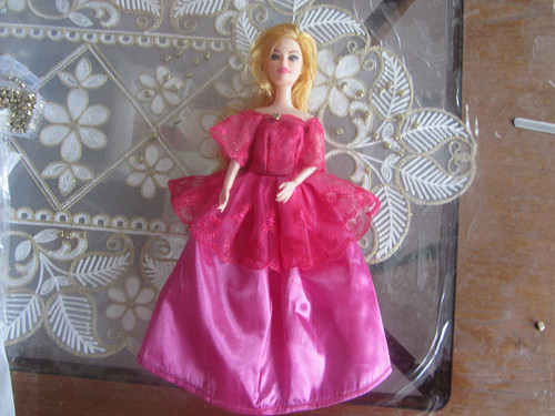 Společenské šaty pro Barbie č. 5 — foto 4