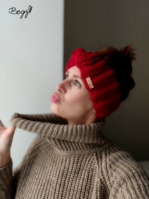 Teplá háčkovaná čelenka překřížená red 18, 53-55cm — foto 5