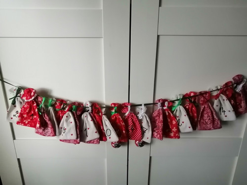 Adventní kalendář..... 24 pytlíčků — foto 3