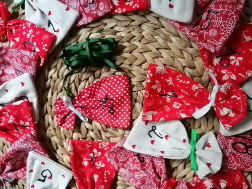 Adventní kalendář..... 24 pytlíčků — foto 5