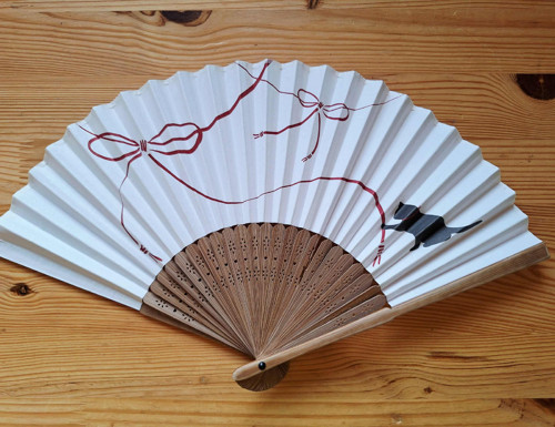 Vějíř kočka černá z Japonska! — foto 2