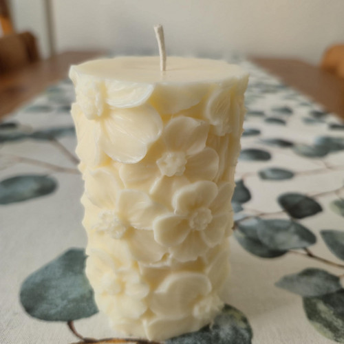 Sojová svíčka. Válec květiny - Eukalypt. — foto 3