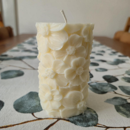 Sojová svíčka. Válec květiny - Eukalypt. — foto 2