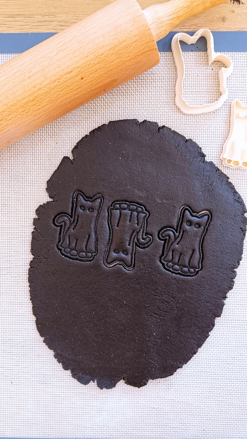 Kočka v kostýmu, duch - set — foto 4