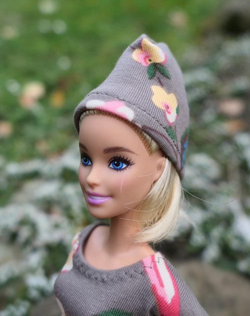 Čepice pro Barbie — foto 3