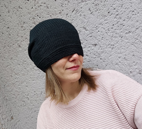 Dámská čepice ČERNÁ 100% merino — foto 4