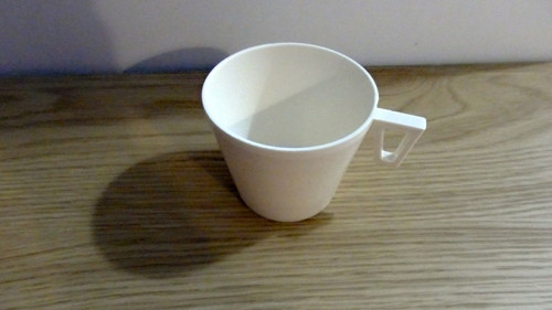 Bakelit - hrníček — foto 2
