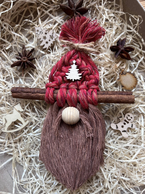 Macrame vánoční skřítek Cinnamon — foto 2