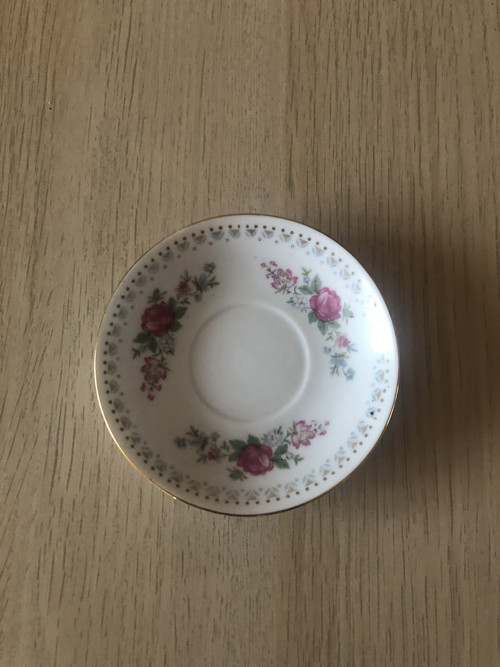 Porcelánový talířek — foto 3