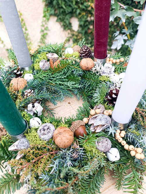Advent s barevnými svíčkami / sleva — foto 3