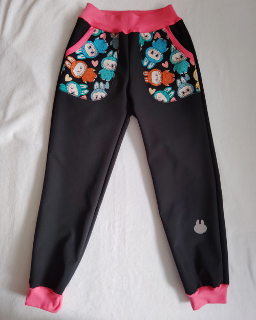 Softshellové kalhoty černé + LABUBU,STITCH.... — foto 4