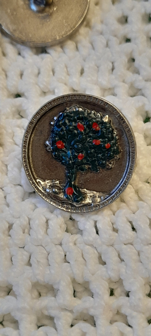 Knoflíky se stromem — foto 2