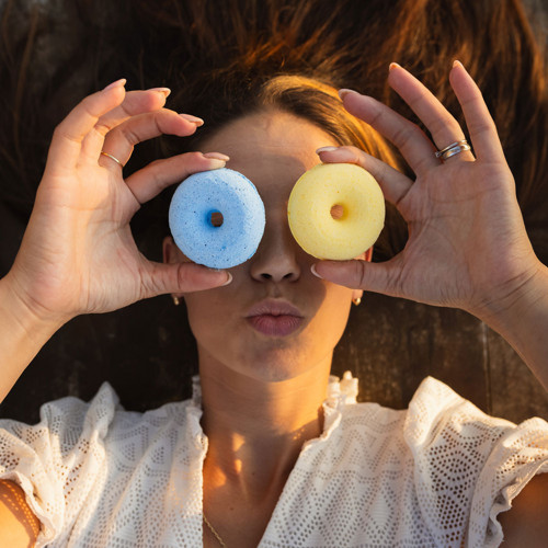 ŠUMIVÝ DONUT do koupele - Citrón - 60g — foto 2