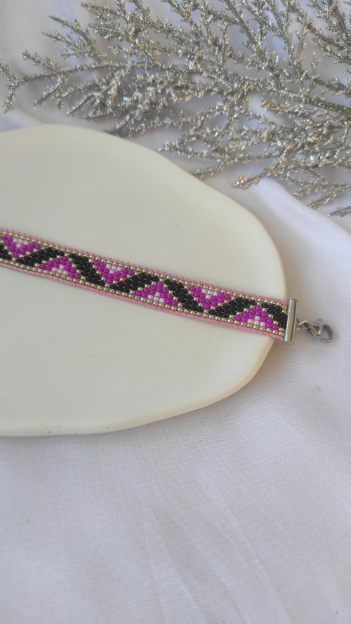 Náramek šitý - Black & Violet — foto 3