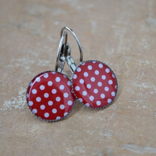 Red dots, barevné závěsné naušničky — foto 2
