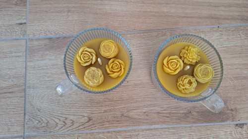 Svíčka ve skleněném hrnečku — foto 2