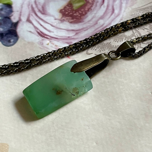 Přívěšek s chryzoprasem bronz A0018 — foto 5