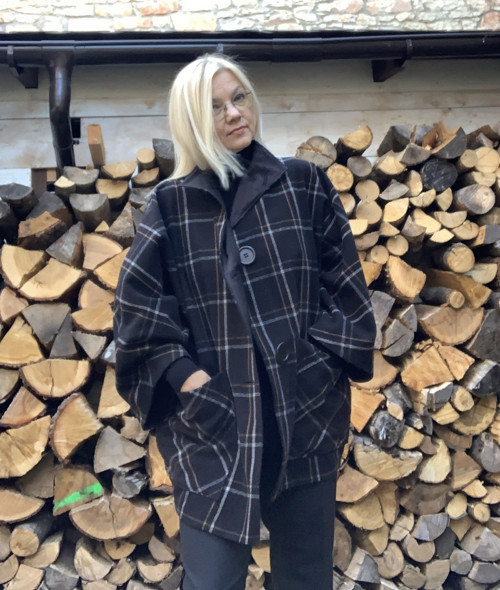 Kabátek kostkovaný hnědočerný slabší — foto 5