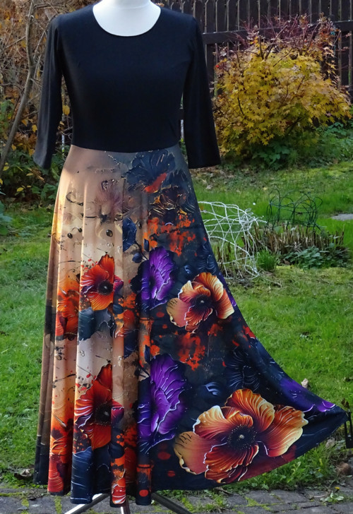 Dlouhé šaty 3/4 rukáv — foto 2