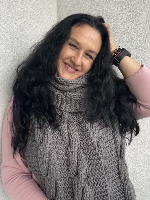 RUČNĚ PLETENÁ ŠÁLA šedá — foto 3