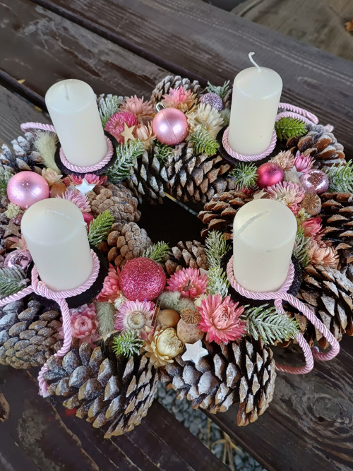 Adventní věnec v růžové — foto 3