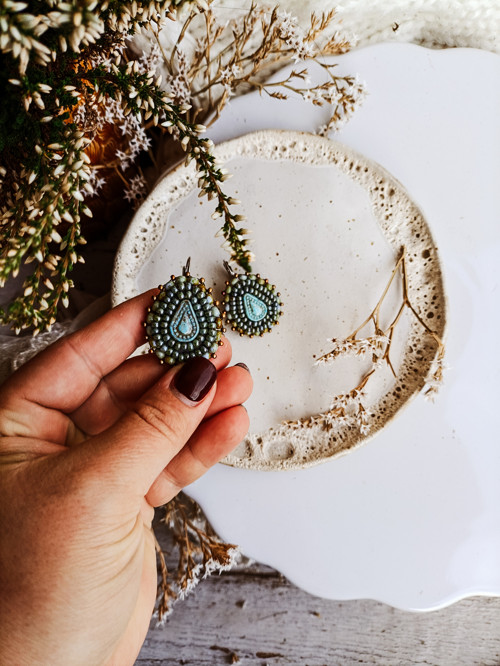 Arabesque n.15 - vyšívané náušnice — foto 2
