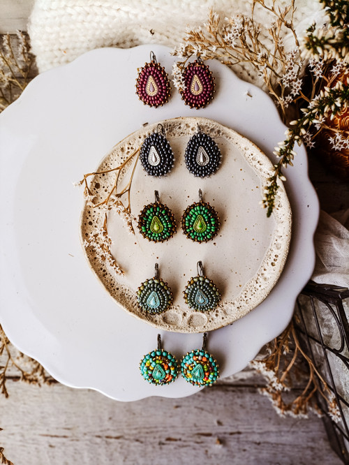 Arabesque n.15 - vyšívané náušnice — foto 4