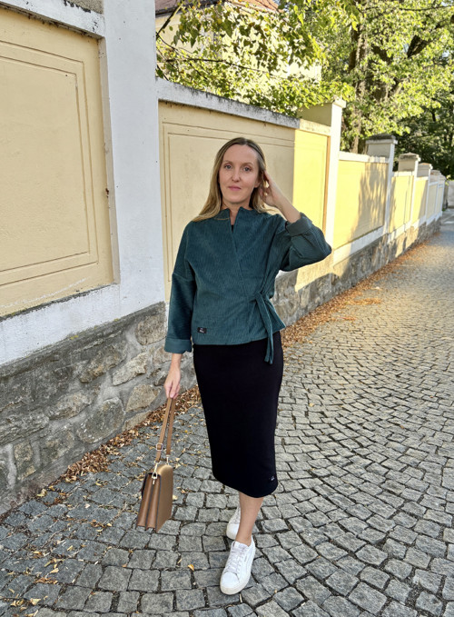 Úzká midi sukně Černá — foto 2