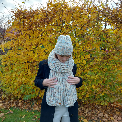 Ručně pletený set čepice + šála — foto 3