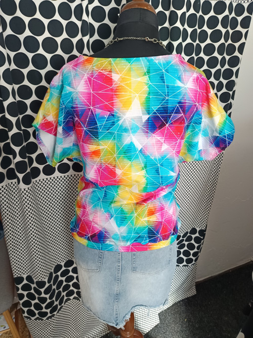 Neon triangl — foto 5