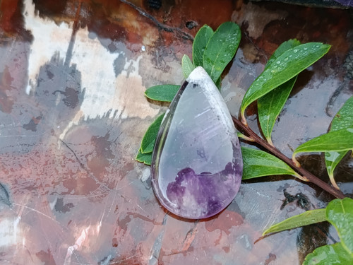 Ametyst kabošon 2,5 x 1,5 cm — foto 3