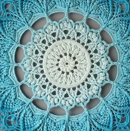 Mandala Modrá hvězda - průměr 45 cm — foto 4
