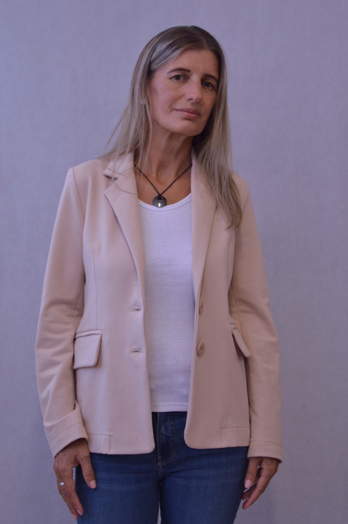 Dámske elegantné sako béžové — foto 5
