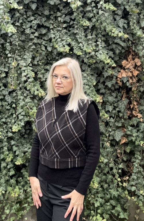 Vesta káro krátká — foto 2