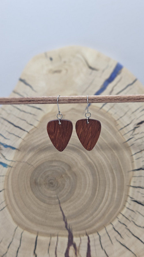 Dřevěné náušnice „Trsátko“ – dřevo Padauk — foto 3