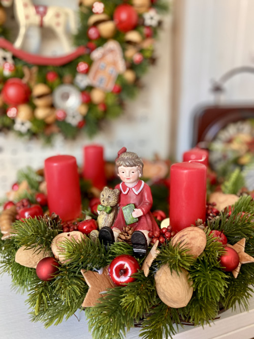 Adventní věnec s cukrovíčkem — foto 5