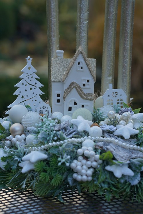 Adventní svícen s domečkem — foto 3