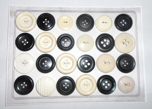24x KNOFLÍKY — foto 3