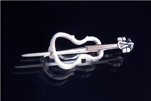 Stříbrná brož violoncello — foto 3