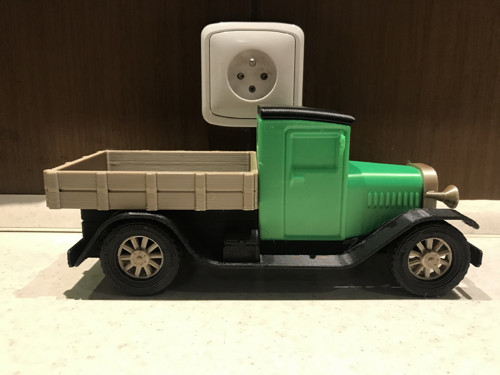 Nákladní auto 1930 zelené — foto 2