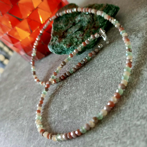 Náhrdelník choker - skleněné rondelky — foto 6