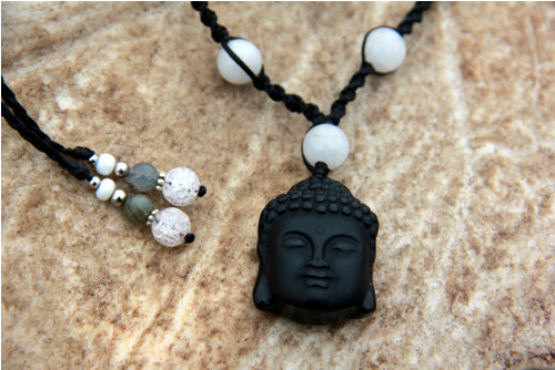 Onyx budha náhrdelník bilý — foto 2
