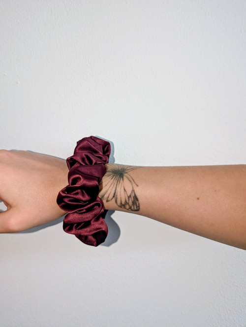 Hedvábná scrunchie "BORDEAUX" — foto 3