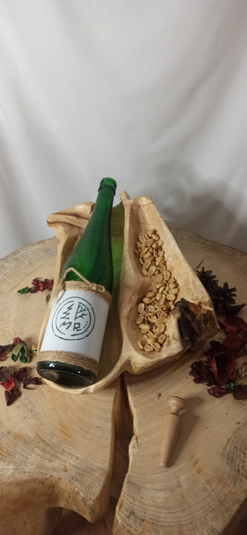 Dřevěný stojan na vino — foto 4