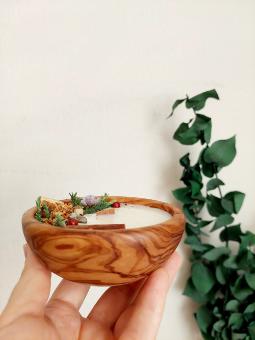 Botanická svíčka v OLIVOVNÍKU - průměr 11 cm — foto 3