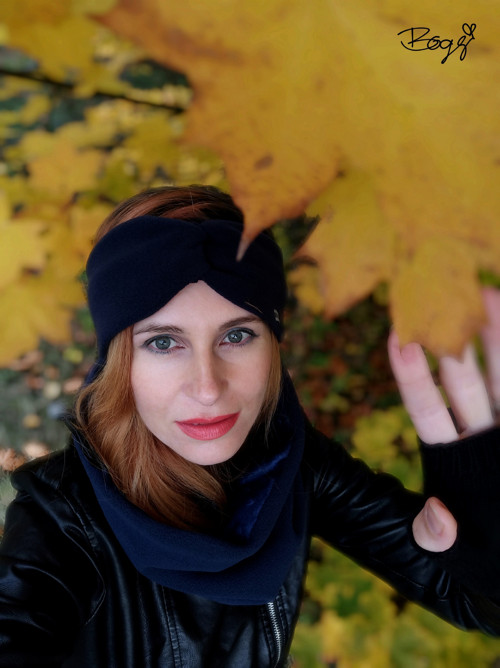 Tmavě modrá flísová čelenka 54-56cm — foto 3