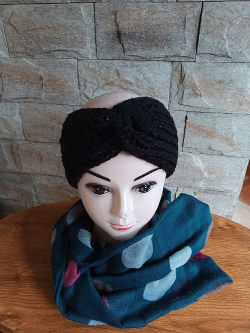 Čelenka černá "turban" — foto 2