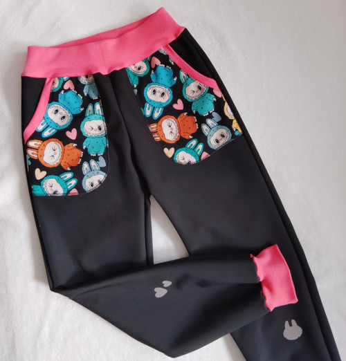 Softshellové kalhoty černé + LABUBU,STITCH.... — foto 2