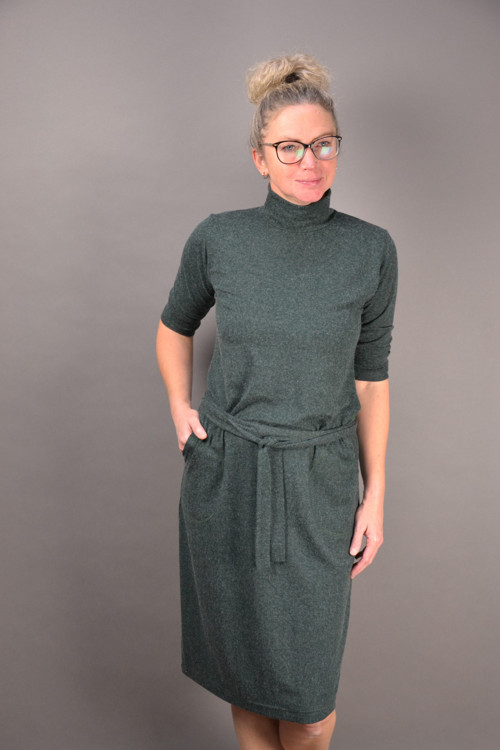 Zelené šaty — foto 2
